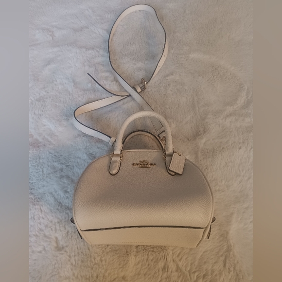 Coach Crossbody - Picture 4 of 10